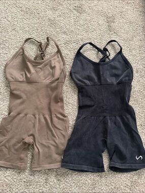 Seamless Ribbed Jumpsuit - Tan & Black